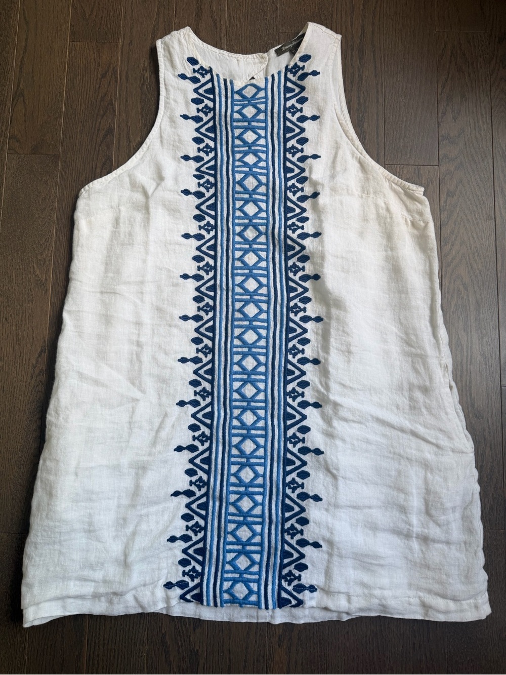 Tommy Bahama White Linen Shift Dress with Navy Embroidery